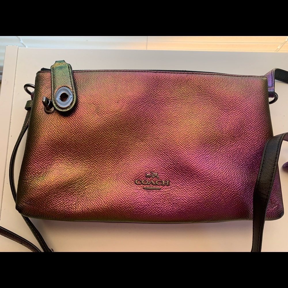 EAST/WEST COACH CROSSBODY